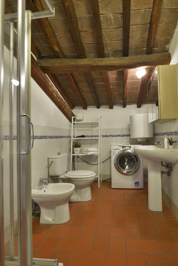 Apartmán Charme Con Parcheggio Lucca Exteriér fotografie